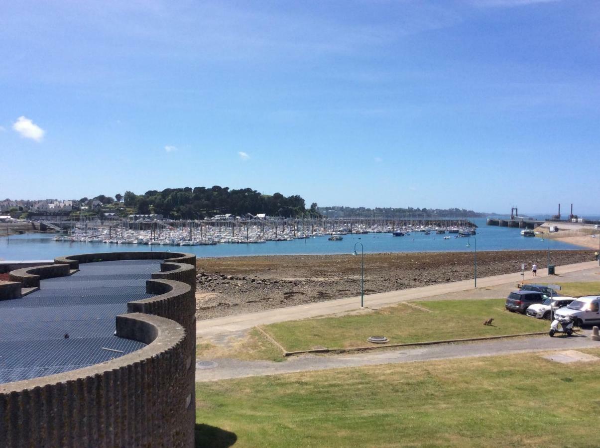 Le Dauphine 20M De La Plage Saint-Malo Exterior photo